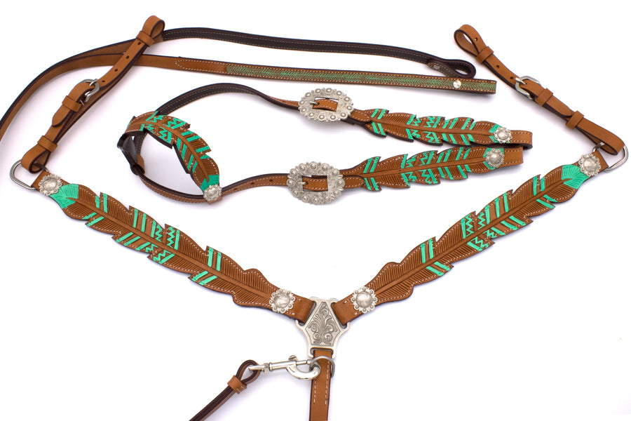 Ensemble western plumes découpées turquoise, conchos argent, rênes